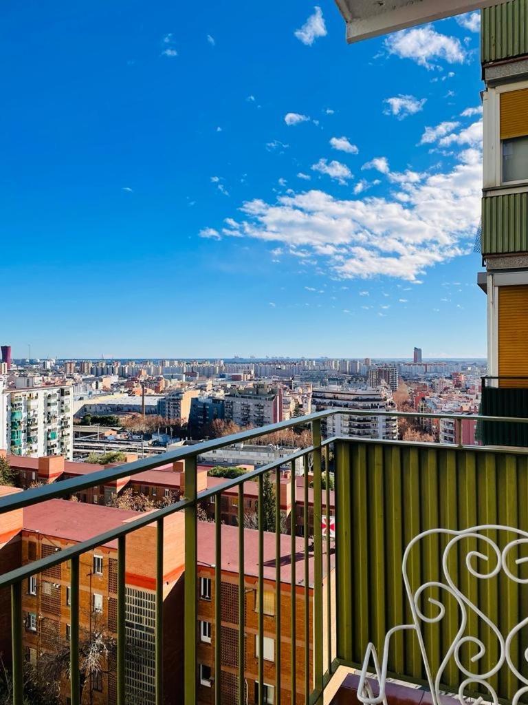 Alojamiento Calma L'Hospitalet de Llobregat Exterior photo